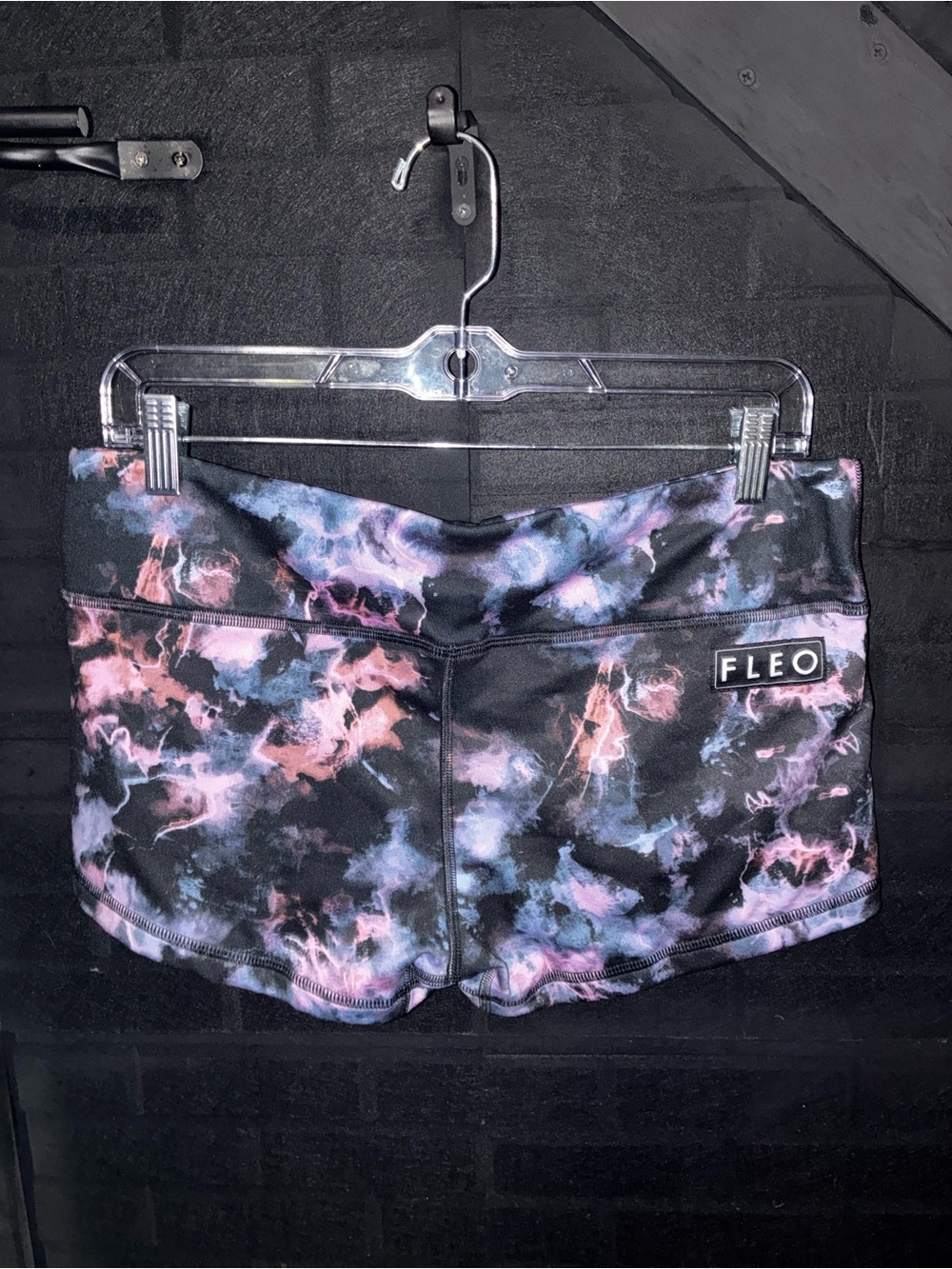 FLEO XL Galaxy Print Athletic Shorts Workout Gym Yoga Compression Booty Shorts - Picture 2 of 3